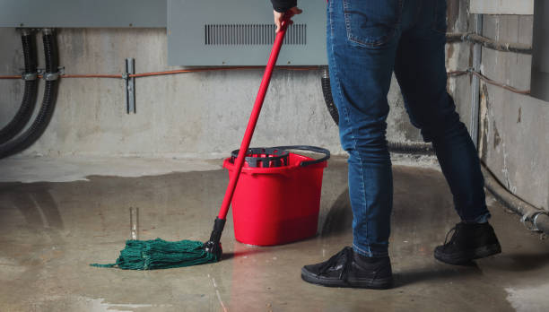 Water damage restoration process in Garrettsville, OH